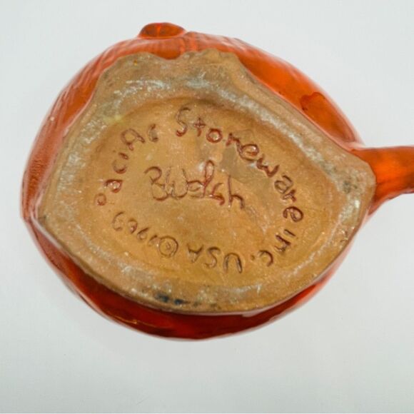 Pacific Stoneware Signed B Walsh 1969 Coffee Mug Cat Feline Orange - Picture 8 of 10